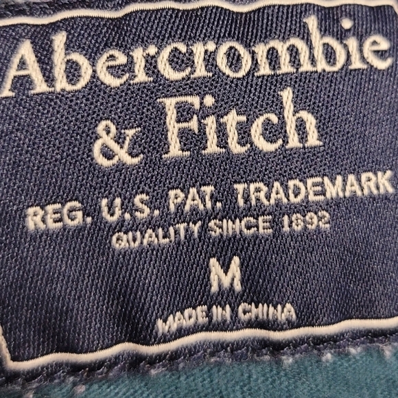 Abercrombie and Fitch Tee - Picture 7 of 8